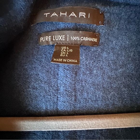 Tahari cashmere sweater - Picture 2 of 4